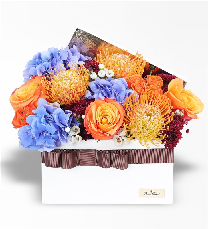 Wild Bloom In Box  & Lure Chocolate By Swissôtel 10'lu